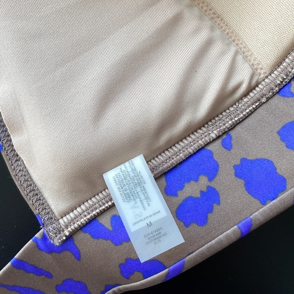 Victoria’s Secret halter bikini - Picture 5 of 6